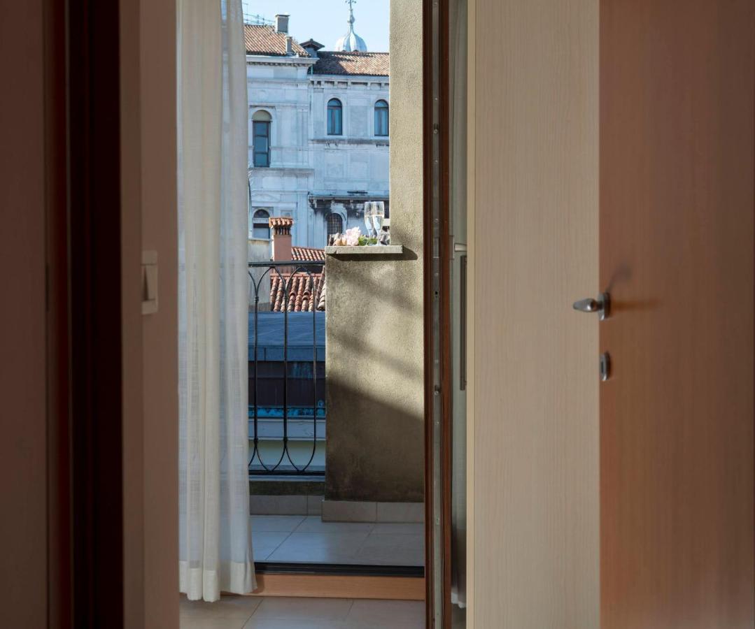Hotel Commercio & Pellegrino Venice Exterior photo